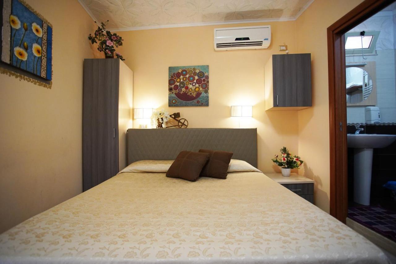 Golden Dreams B&B เรจโจ ดี คาลาเบีย ภายนอก รูปภาพ