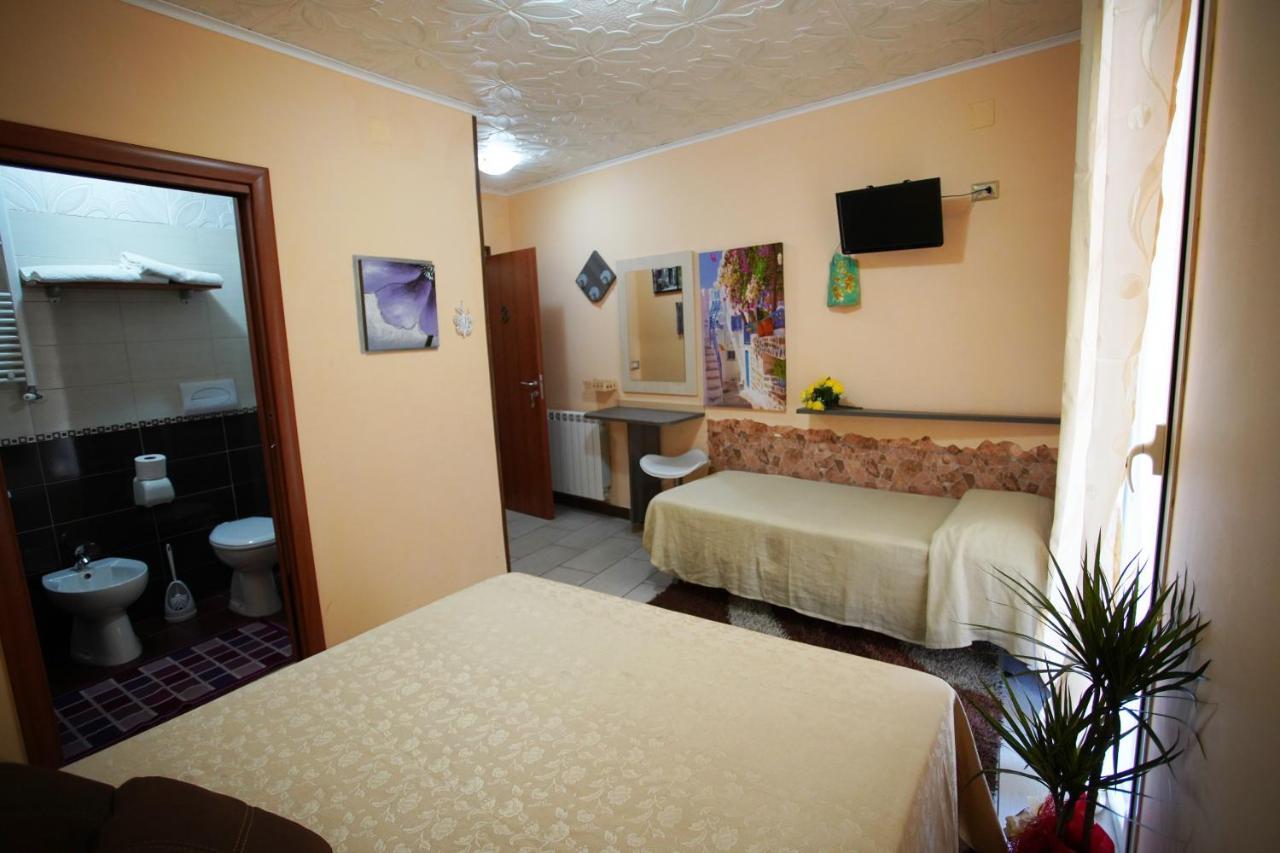 Golden Dreams B&B เรจโจ ดี คาลาเบีย ภายนอก รูปภาพ