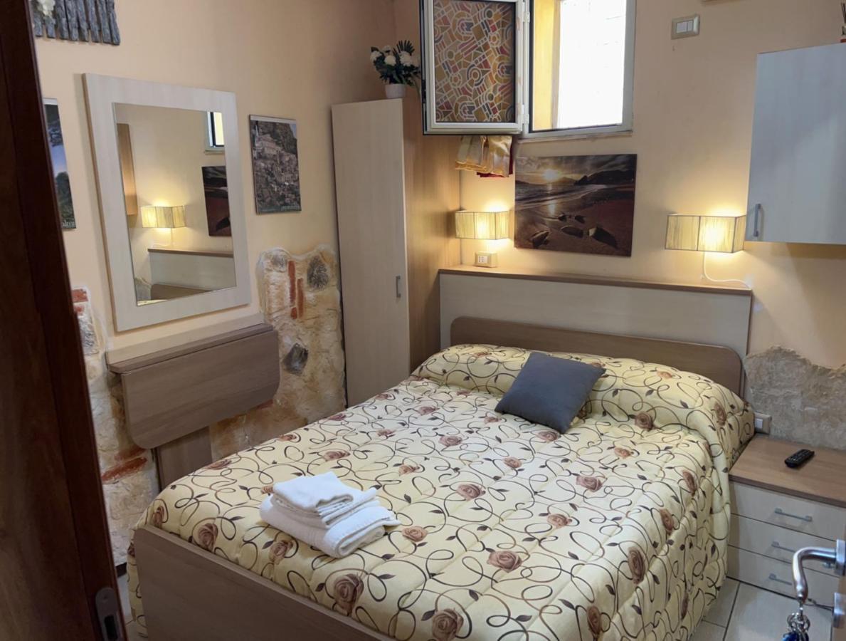 Golden Dreams B&B เรจโจ ดี คาลาเบีย ภายนอก รูปภาพ