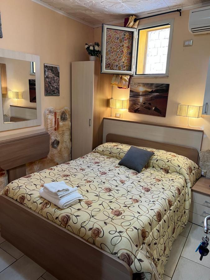 Golden Dreams B&B เรจโจ ดี คาลาเบีย ภายนอก รูปภาพ